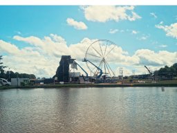 Fotos vom Aufbau des Open Beatz-Festivals 2025 in Herzogenaurach